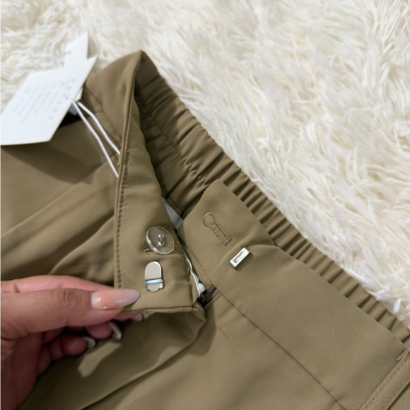 Women’s Tan Wide Leg Pants with Pleated Waist Size M - Picture 6 of 7